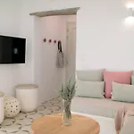 Thija, Private View Retreat, Glyfada Naxos 펜션 *